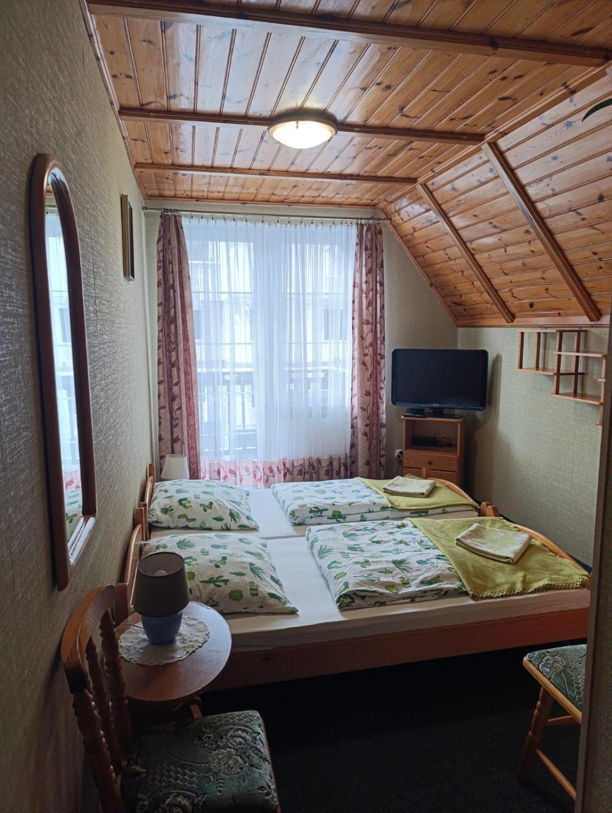 Karkoz Karpacz Bed and Breakfast Rum bild